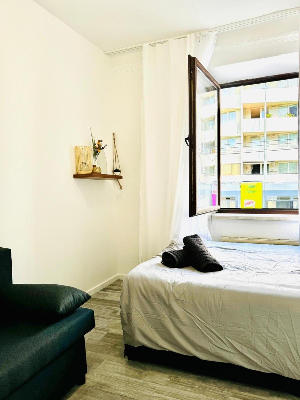 Very Spacious Apartment For Up To 7P With Great Location Wina Bagian luar foto