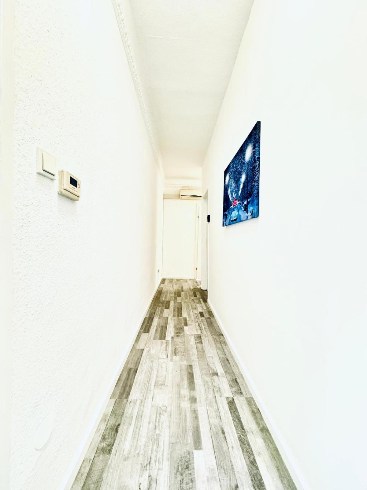 Very Spacious Apartment For Up To 7P With Great Location Wina Bagian luar foto